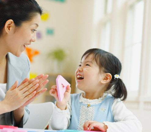 EM CẦN GẤP 1 CHỊ CHĂM BÉ TẠI PHÚ NHUẬN
