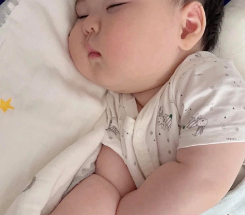 EM CẦN GẤP 1 CÔ CHĂM 6 THÁNG Ở QUẬN 9 Ạ
