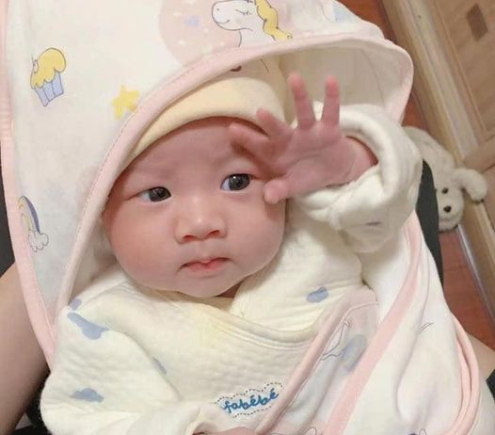 Cần Cô Bảo Mẫu Chăm Bé 2 Tháng 