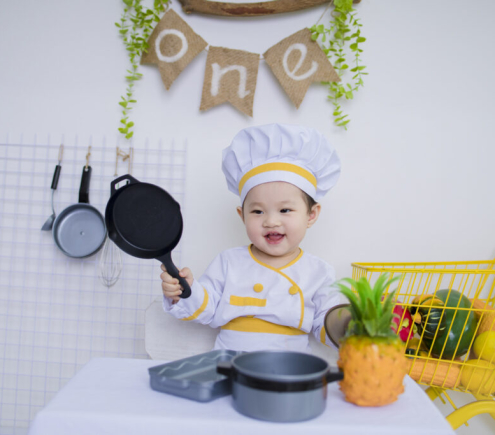 CẦN 1 CÔ CHĂM BÉ BAO ĂN Ở QUẬN TÂN BÌNH