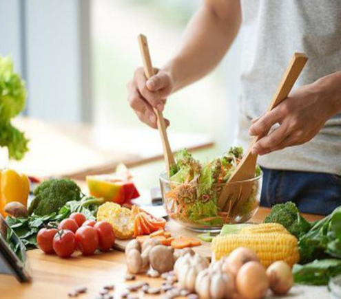 EM CẦN CÔ GIÚP VIỆC NẤU ĂN TẠI GÒ VẤP 