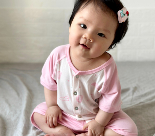 Em đang cần gấp 1 cô chuyên chăm sóc bé ạ