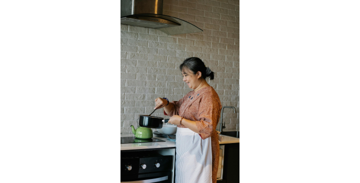 CẦN GẤP 1 CÔ GIÚP VIỆC NHÀ