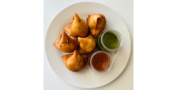 EM CẦN TUYỂN GẤP 1 CHỊ GIÚP VIỆC LÀM Ở LẠI Ạ