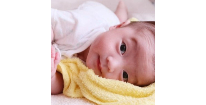 Tuyển Cô Chăm Bé 5 Tháng Ăn Ở Lại Gia Đình.