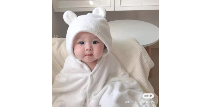 TUYỂN CÔ BẢO MẪU CHĂM BÉ 8 THÁNG